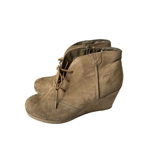 Merona wedge boots size 9.5 textile upper - Picture 1 of 5